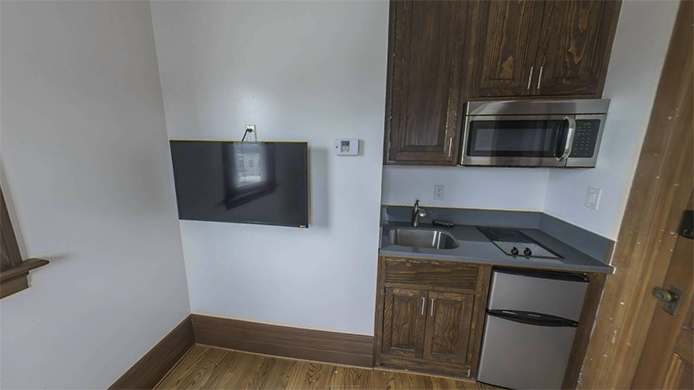 2703 S. Hoover St #202, Los Angeles
