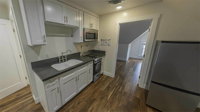 2703 S. Hoover St #301, Los Angeles